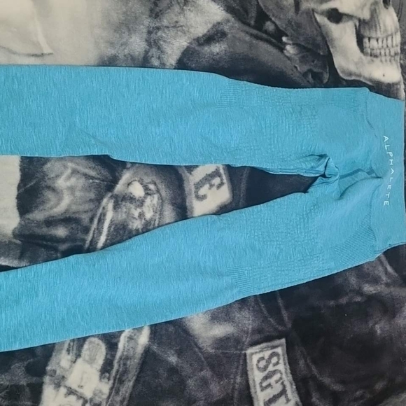 Legggings - Picture 2 of 3